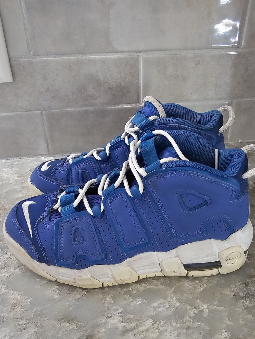 Nike Air More Uptempo Battle Blue GS 4.5Y Womens 6 Blue White DM1023-400 Flawed